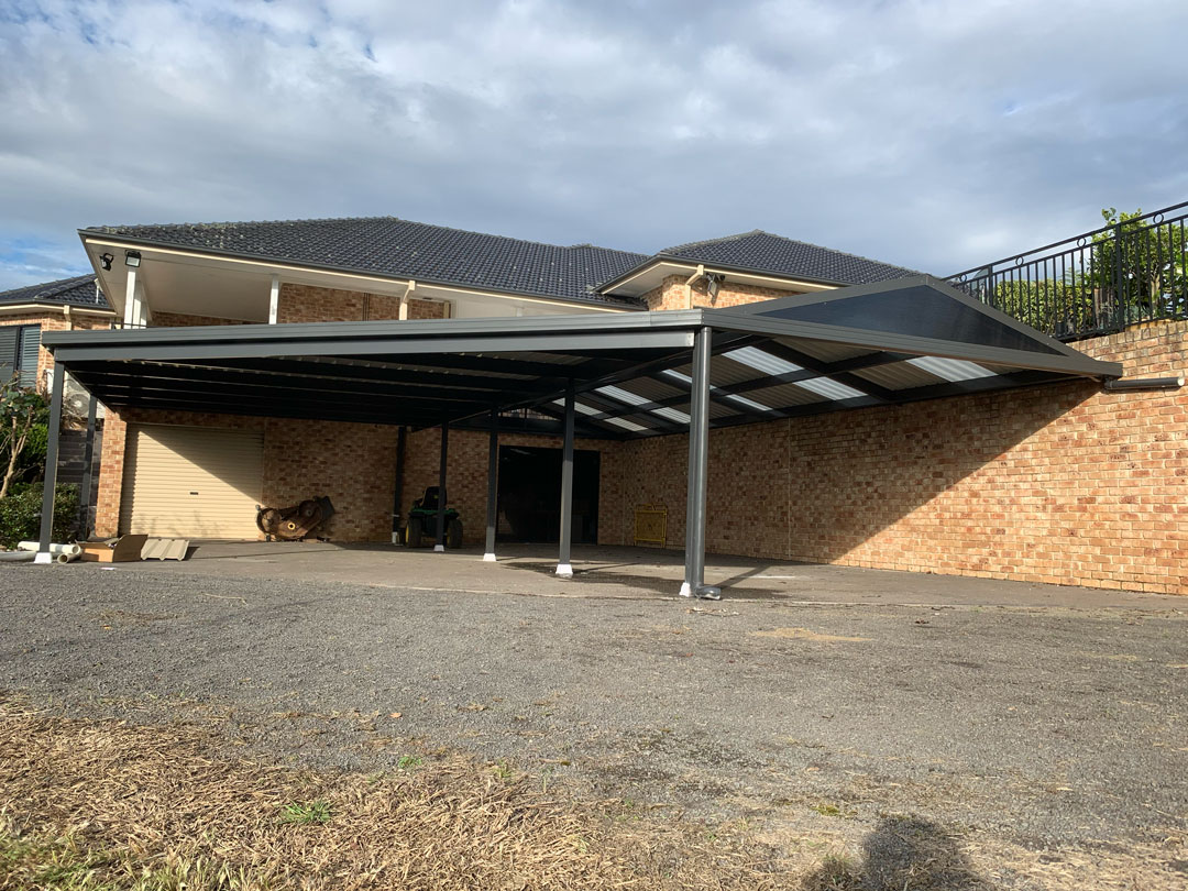 Modern insulated roof carport with lighting